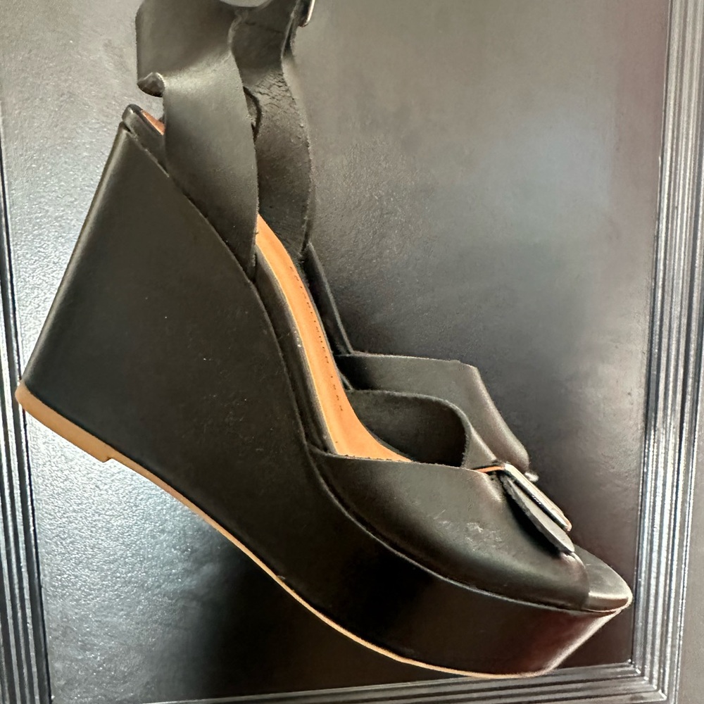 Platform wedge sandals (2 pairs)